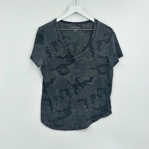 American Eagle Outfitters Camouflage Short Sleeve Shirt Size Medium